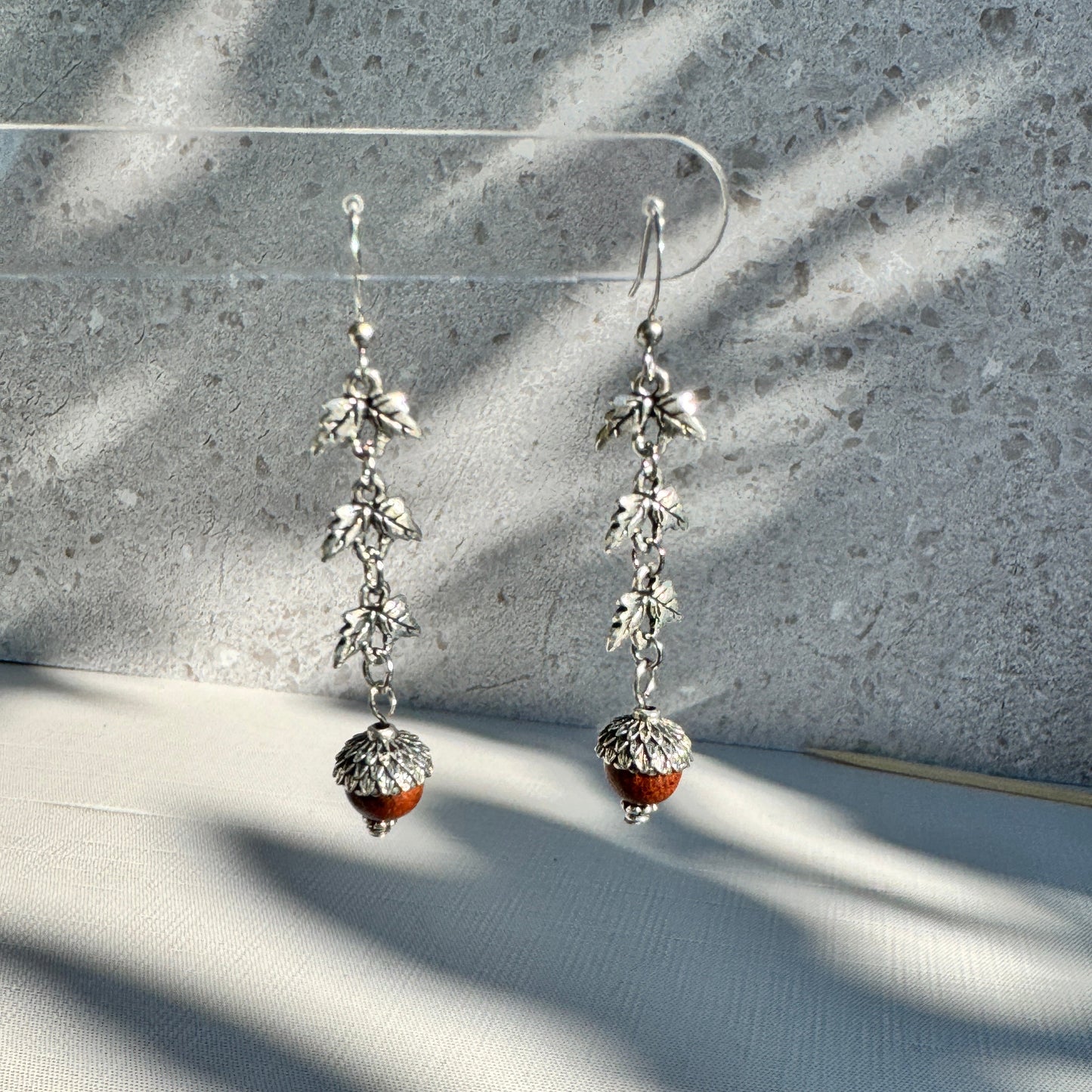 Acorn & Leaf Dangle Earrings – Silver Toned Autumn Earrings